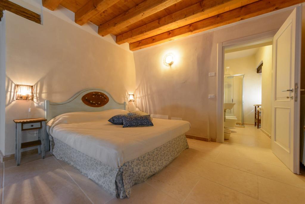 B&B Corte Jago ネグラール 部屋 写真